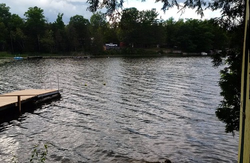 Leeds and the Thousand Islands Cottage | 43 At The Lake Sunrise Cottage