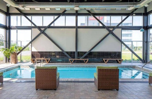 Ottawa Division Hotel | 45 m² Hotel ∙ 127 guests
