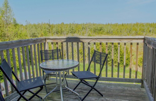 Miller Lake House | 5 Bedroom, Quiet, family retreat on beautiful Bruce Peninsula. game/rec room!