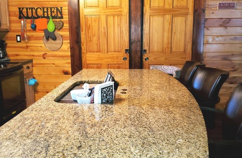 Crosby House | 5 BEDS 2BA Crosby Home Just 4 blocks from Main Street & Bike Trails!