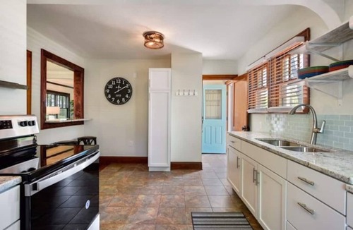 Wayzata House | 50 step to the Heart of Wayzata