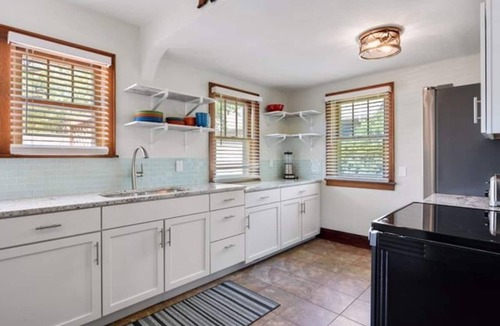 Wayzata House | 50 step to the Heart of Wayzata