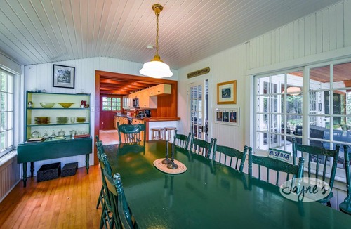 Muskoka Lakes Cottage | 6 bdrm, 5 bath, Old Muskoka, Rare sandy walk in! 800' frontage! Lake Joe!