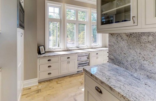 Pointe au Baril House | 6-Bedroom Luxury Estate with Resort Amenities and 5⭐️Fishing on Georgian Bay