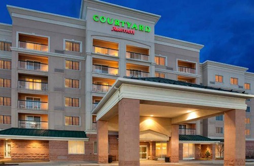 Mississauga Hotel | 60 m² Hotel ∙ 127 guests