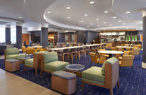 Mississauga Hotel | 60 m² Hotel ∙ 127 guests