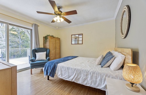 Lakehurst Cabin | 6500ft Lakefront Lodge 5Suite 10BR Private beach Pool 5Lv Outdoor Ground Retreat