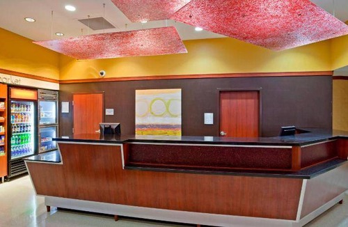 Maple Grove Hotel | 70 m² Hotel ∙ 127 guests