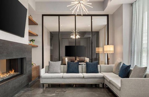 Northwestern Precinct Hotel | 70 m² Hotel ∙ 127 guests