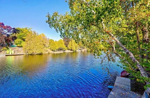 Fenelon Falls Cottage | 7bedroom cottage for rent in fenelon falls,hotub