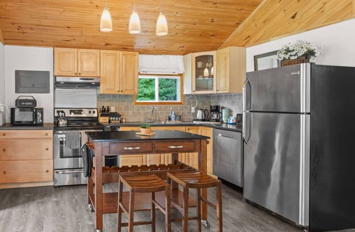 Rideau Lakes House | 84 m² House ∙ 3 bedrooms ∙ 5 guests
