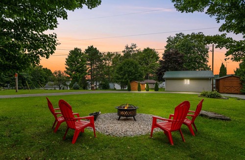 Rideau Lakes House | 84 m² House ∙ 3 bedrooms ∙ 5 guests