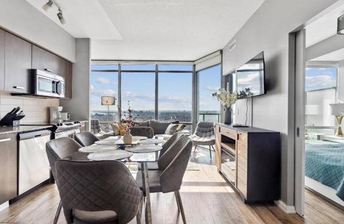 Bay Cloverhill Apartment | 88 m² Apartment ∙ 3 bedrooms ∙ 8 guests