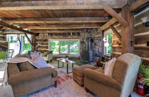 Mono House | A charming, rustic 150 year old Carriage House