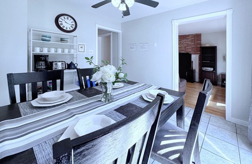 Barrie House | A Comfort House in Barrie