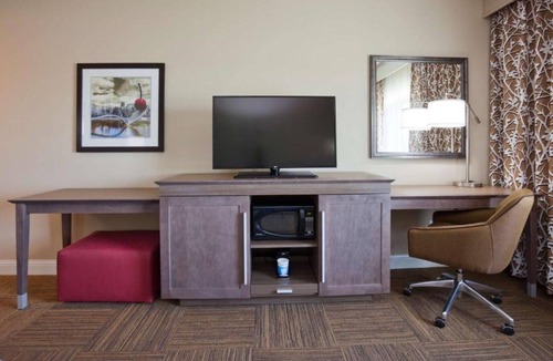 Roseville House | A comfy place near Minneapolis institutions