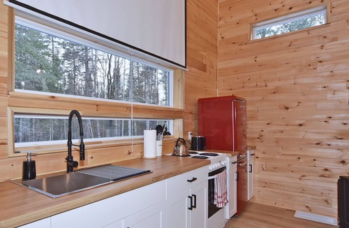 Hastings Highlands Cabin | A cozy getaway in Hastings Highlands!