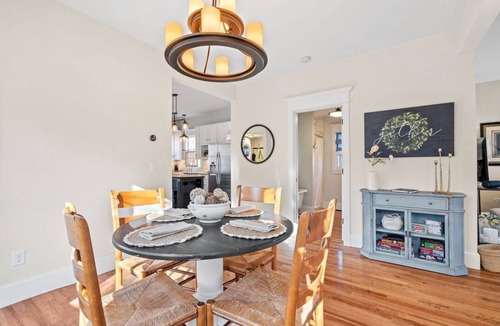Watertown House | A meticulously restored farm house with a blend of vintage charm & modern luxury