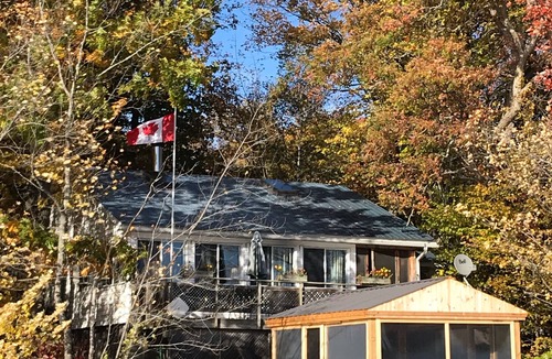 North Kawartha Cottage | A Stoney Lake Beauty. Sunshine & Beautiful Views Offered Here