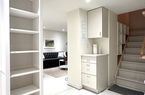 Waterloo Apartment | AAA location. Best location in Waterloo. Private Larger Bedroom A