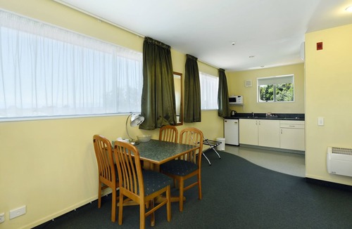 Tahunanui Hotel | Abelia Motor Lodge
