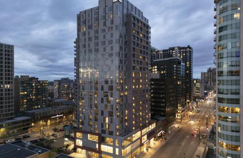 Downtown Ottawa Hotel | AC Hotel by Marriott Ottawa Downtown