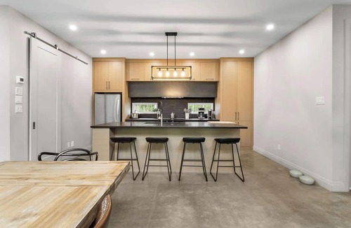 Stanstead Township Ski Chalet | Access to Lake Memphremagog - Spa - Céleste