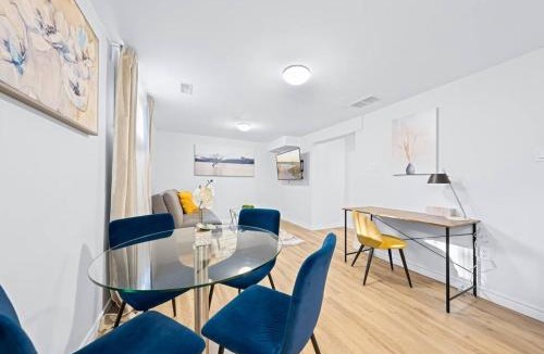 Barrie Apartment | Adorable 1-bdrm basement, Fast WIFI, Free Parking, Smart TV