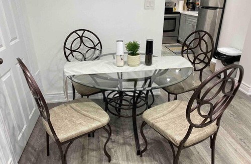 Ajax House | Adorable 2-Bedroom Basement with Sep Entrance