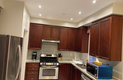 Ajax House | Adorable Ajax House for Rent