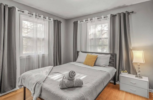 Maplewood House | Adorable Home- 3M Headquarter/MOA/St Paul