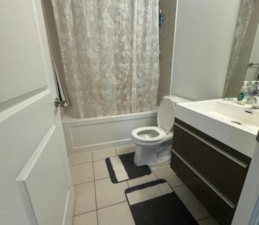 The Queensway Apartment | Aesthetic 1 bedroom Apartment