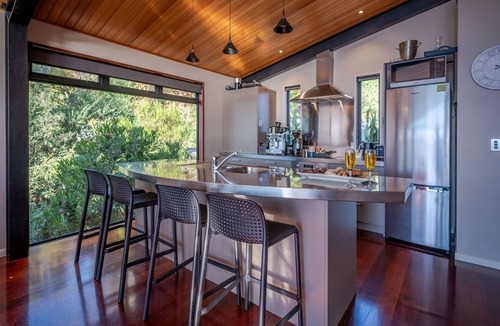 Akaroa House | Akaroa Long Harbour Lookout - Akaroa Holiday Home