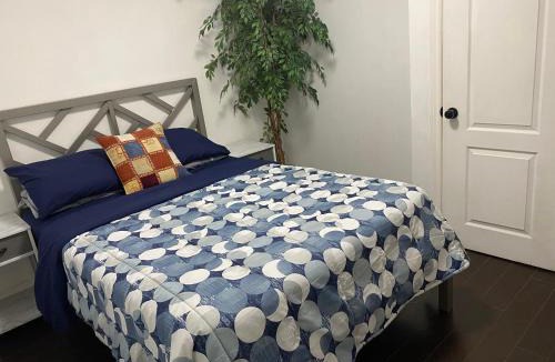 Meadowvale Village Apartment | Akhtar's Residence