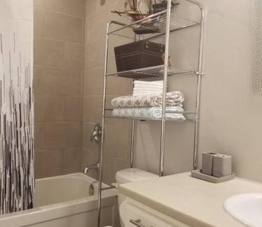 Niagara-on-the-Lake Villa | Alba Cottage with Brand New Pool