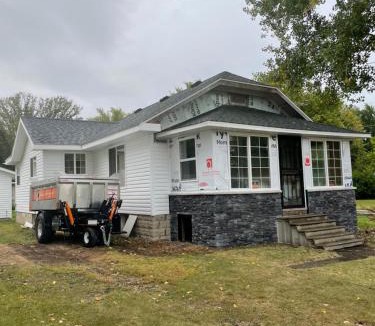 Albert Lea House | Albert Lea revival