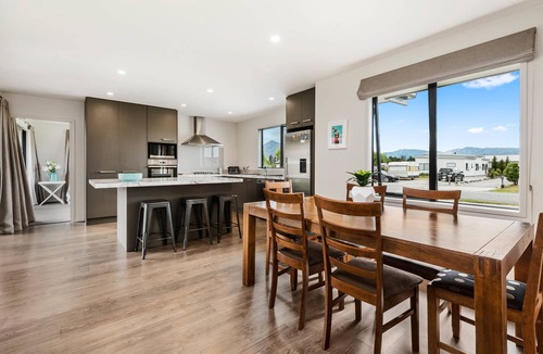 Albert Town Cottage | Albert Town Wanaka Oasis - Wanaka