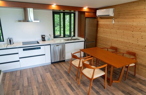 South Algonquin Cabin | Algonquin's Edge Resort | Waterview 4