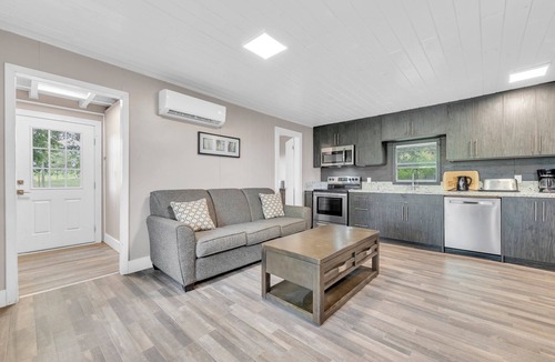 Centre Hastings Cottage | All Four Lakefront Cottages w Large Dock & Fire Pits included in this booking.nn
