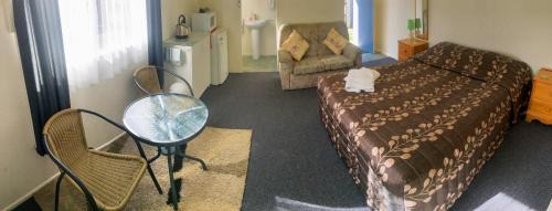Glenavy Hotel | Alma Motel