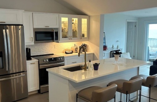 Belle River House | Amazing 3 bedroom on Lake St.Clair all amenities Lakeview Dr. Belle River