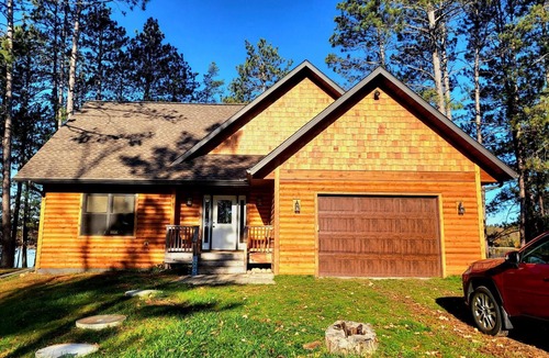 Remer Cabin | Amazing Cabin on Washburn Lake. Family friendly, gorgeous views, and fun for all