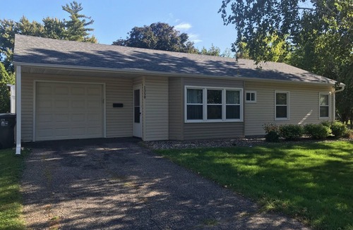 Highland House | ♥ Amazing HOME next to Everything ♥ MOA ★ Airport ★ Parks ★ super CLEAN