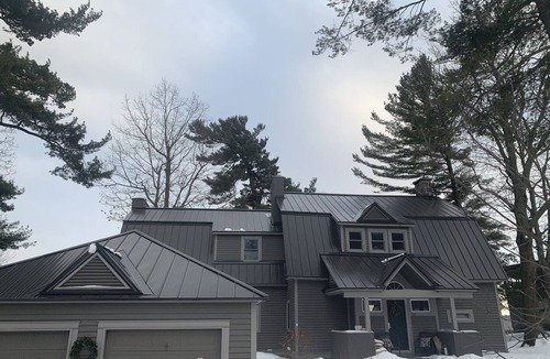 Elizabethtown-Kitley House | Amazing location on the St Lawrence River