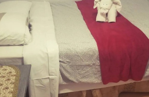 East Credit Apartment | Amazing Loction B.Apt /Sep Ent /Heart of Mississauga/2 to3 Sleep.