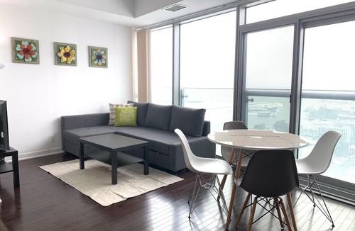 Central Waterfront Condo | Amazing Views - Prime Location - Downtown Toronto