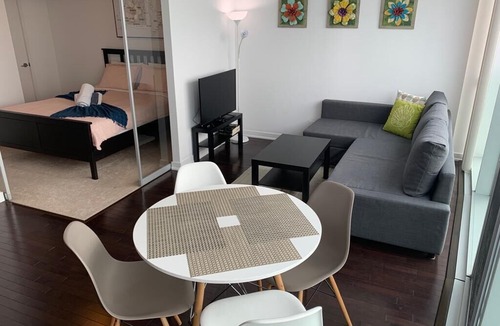 Central Waterfront Condo | Amazing Views - Prime Location - Downtown Toronto