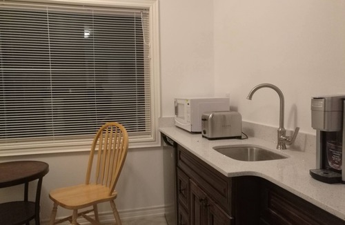 Stratford House | Ambassador B & B Guest Home