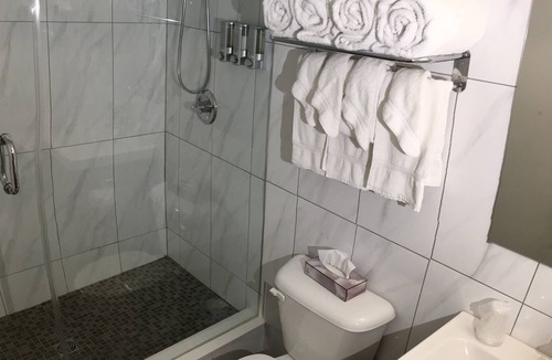 Grand Bend Hotel | Amber Hotel