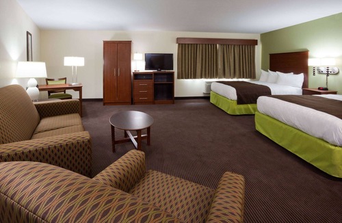 Hawley Hotel | AmericInn by Wyndham Hawley